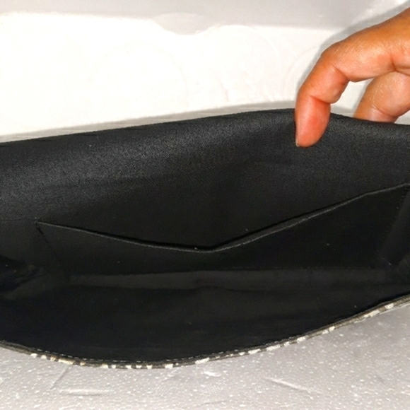 Seberini Vintage Suede Leather Texture Grey Clutch - Picture 5 of 7